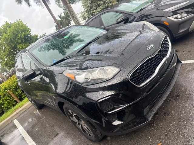 Used 2021 Black Kia LX image 3