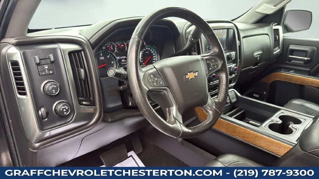 Used 2018 BLACK Chevrolet LTZ image 43
