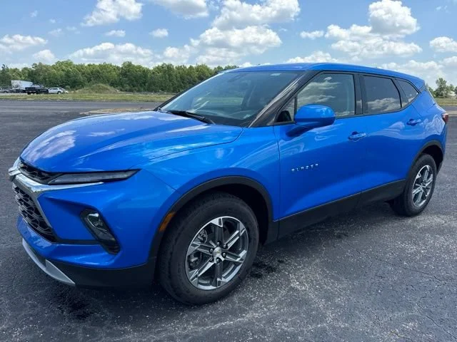 2025 Chevrolet Blazer 2.0T 2LT AWD's photo