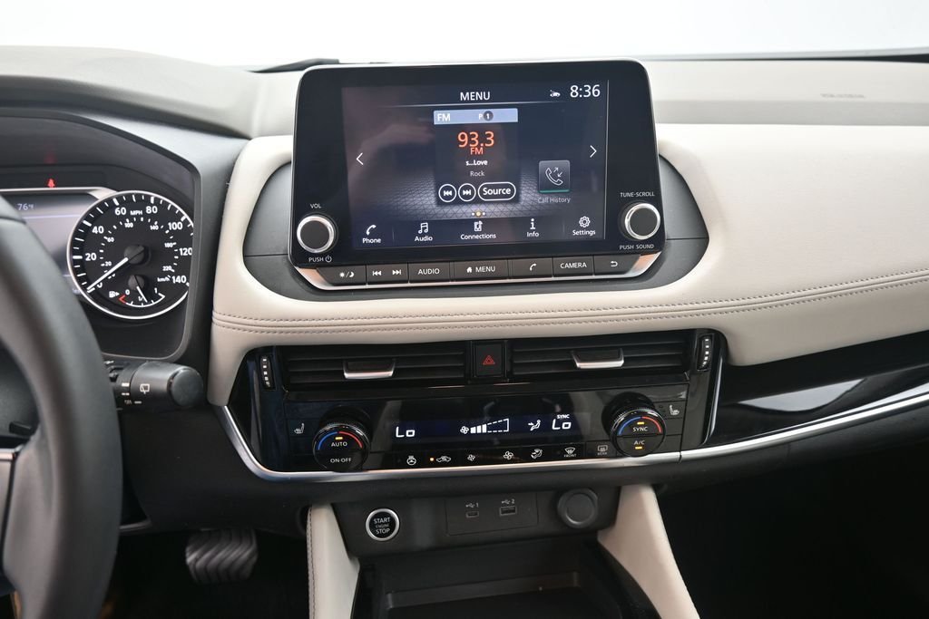 Used 2023 Pearl White Nissan SL image 11