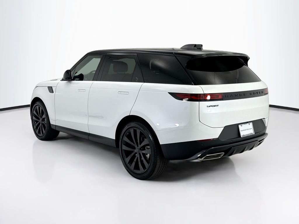 New 2026 Ostuni Pearl White Land Rover SE image 7