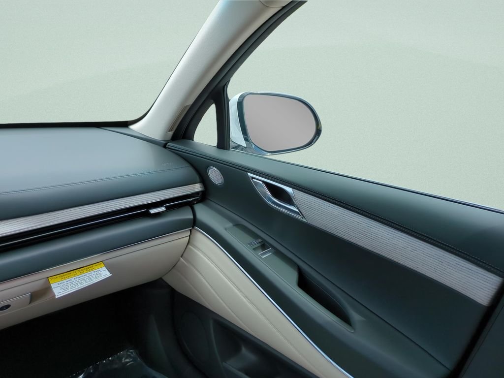 New 2026 White Genesis 2.5T SELECT image 13