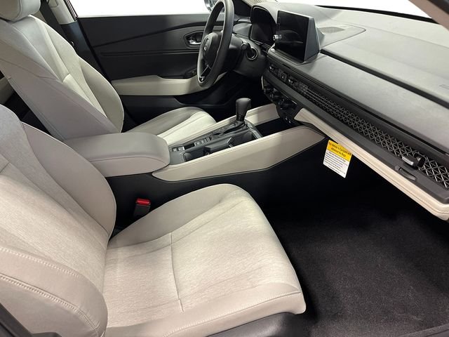 New 2026 Platinum White Pearl Honda SE image 28