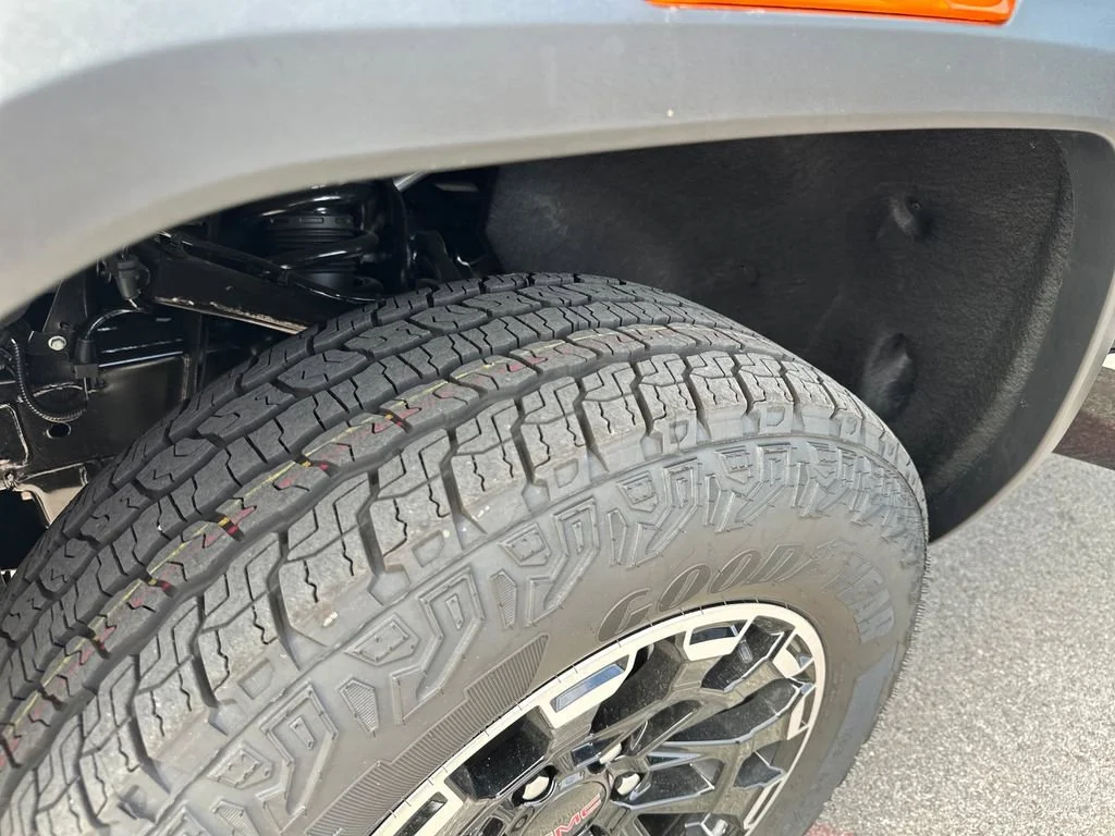 2026 GMC Canyon AT4 - Photo 31