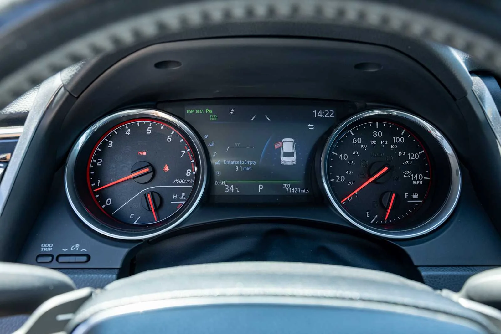 Used 2020 Wind Chill Pearl Toyota XSE V6 image 18