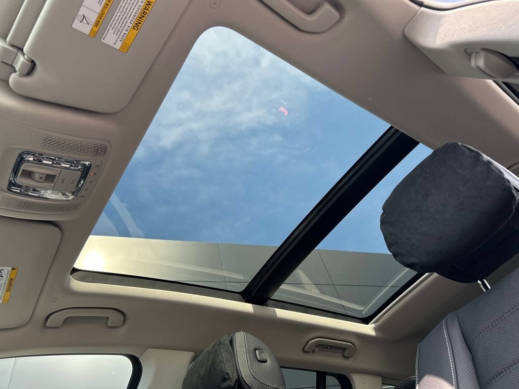 New 2026 Polar White Mercedes-Benz GLS 450 image 63