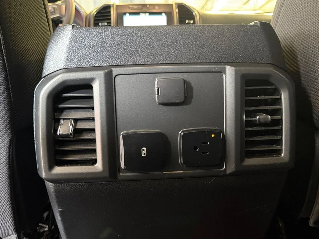 Used 2018  Ford XLT image 21