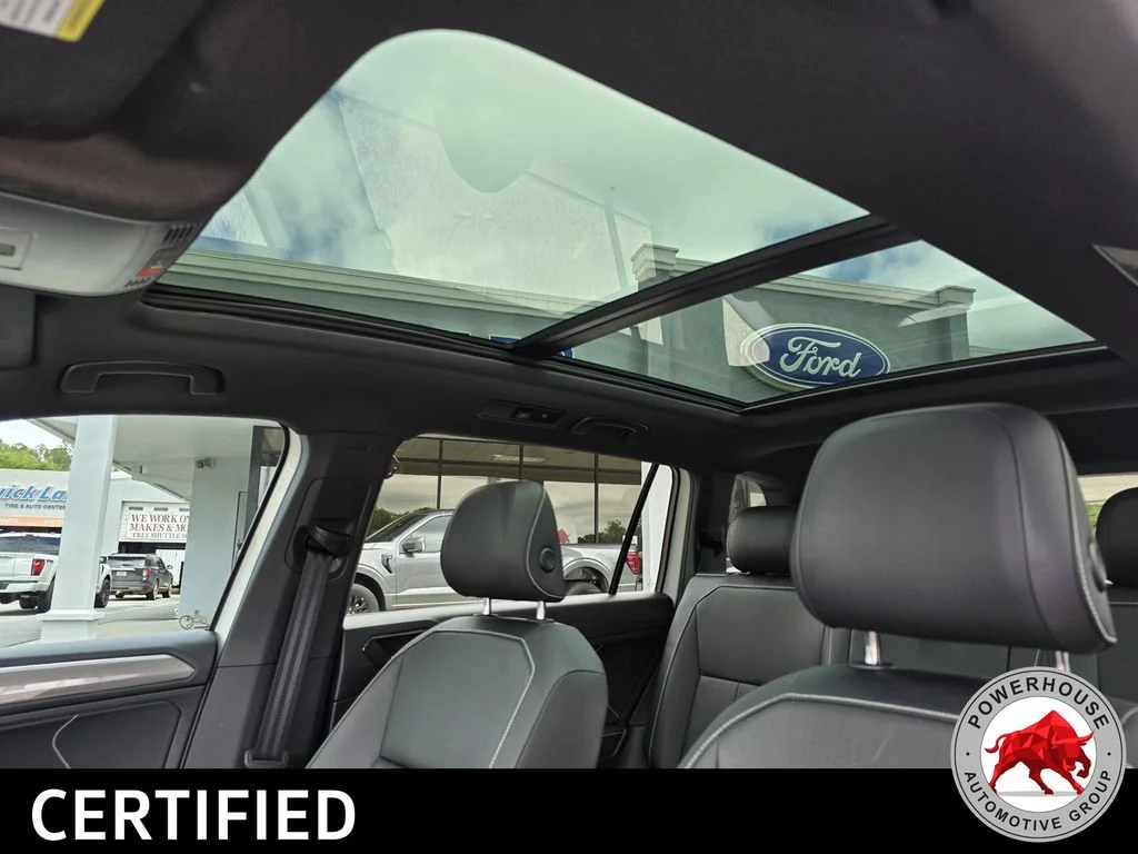 Used 2023 White Volkswagen 2.0T SE R-Line Black image 25