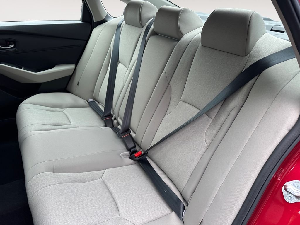 2025 Honda Accord SE - Photo 13