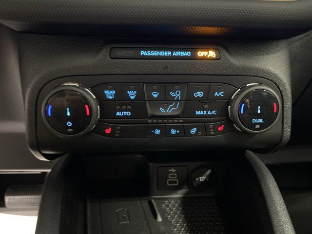 Used 2023  Ford Outer Banks image 17