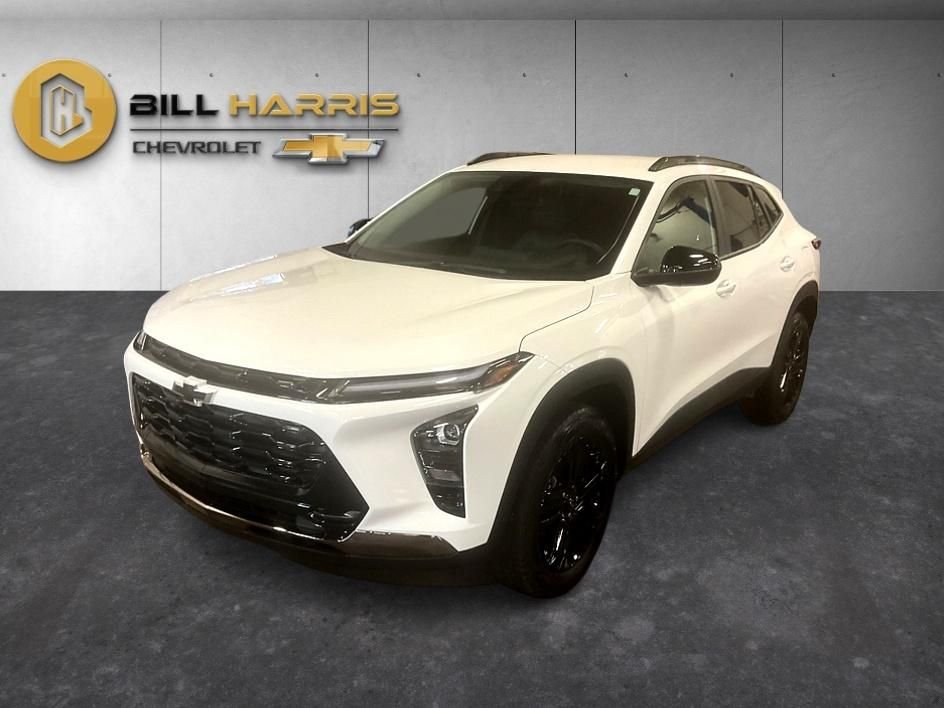 Used 2025 White Chevrolet ACTIV image 1