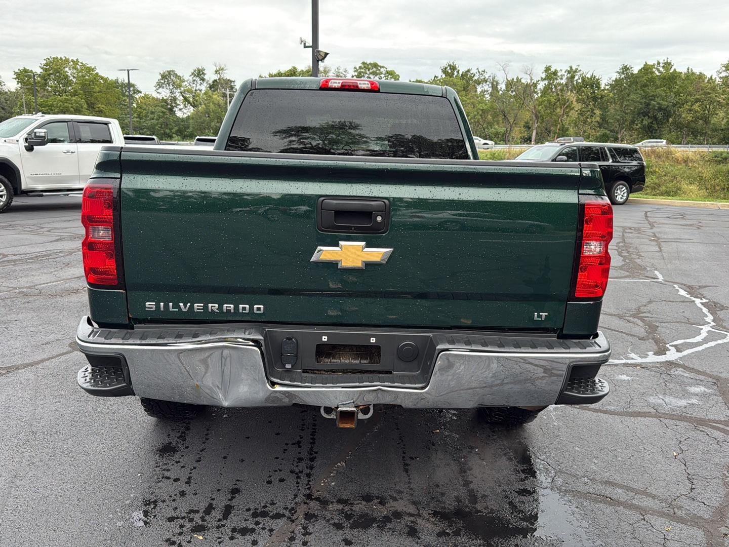 Used 2015 RAINFOREST GREEN METALLIC Chevrolet LT image 4