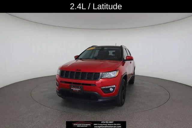 Used 2019 Red Jeep Latitude image 1
