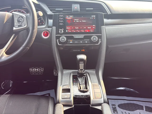 Used 2020  Honda Sport image 29