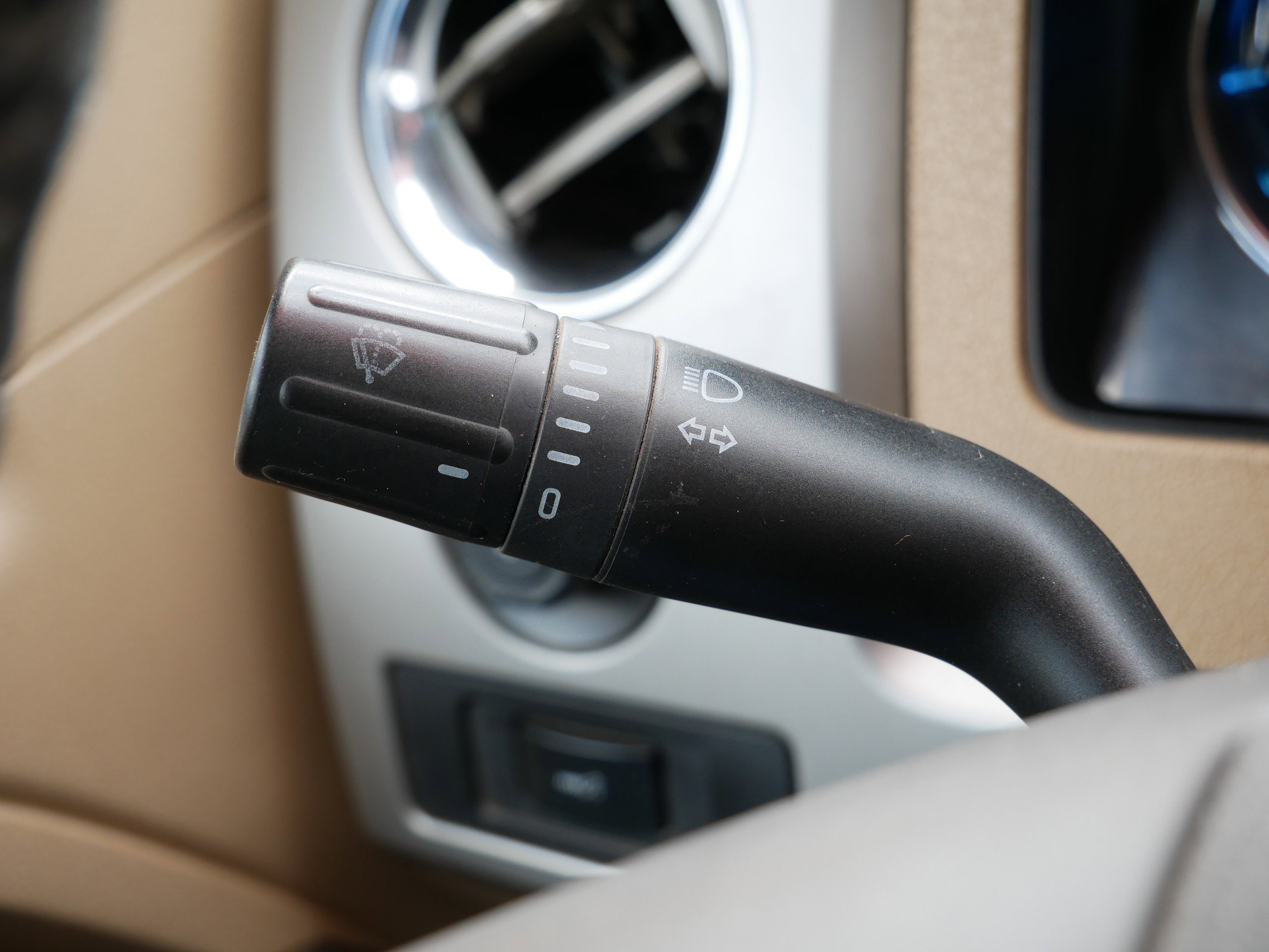 Used 2011 Black Ford Lariat image 24