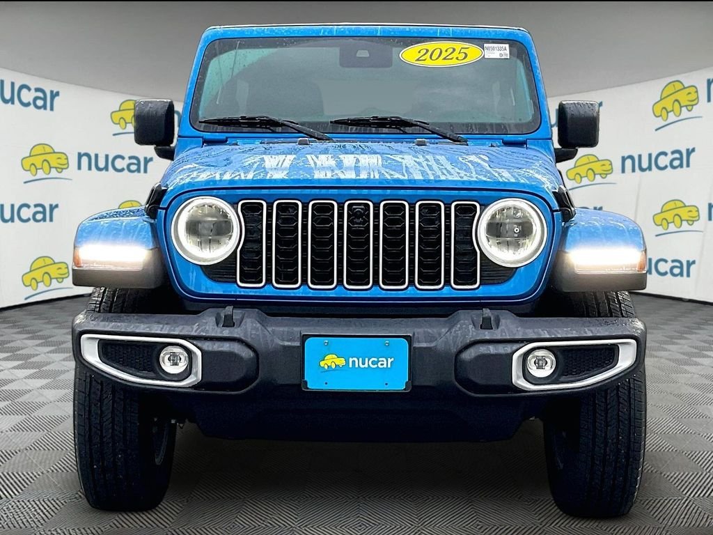 Used 2025 Hydro Blue Pearl Coat Jeep Sahara image 2