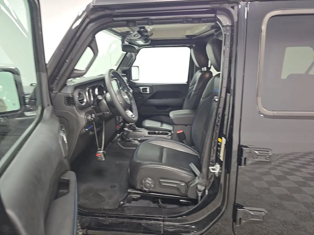 Used 2023 Black Jeep Rubicon 4xe image 5
