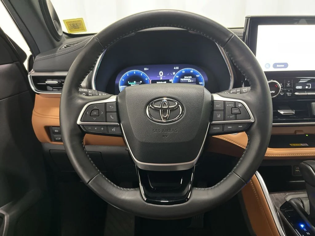 Used 2024 Black Toyota Platinum image 6
