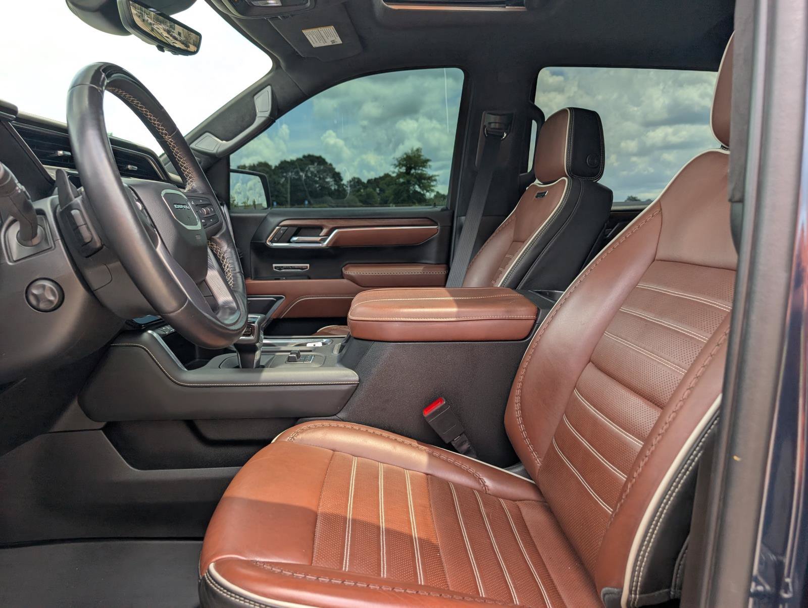 Used 2023 Pacific Blue Metallic GMC Denali Ultimate image 16