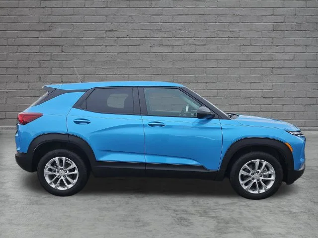 Used 2026 Marina Blue Metallic Chevrolet LS image 7