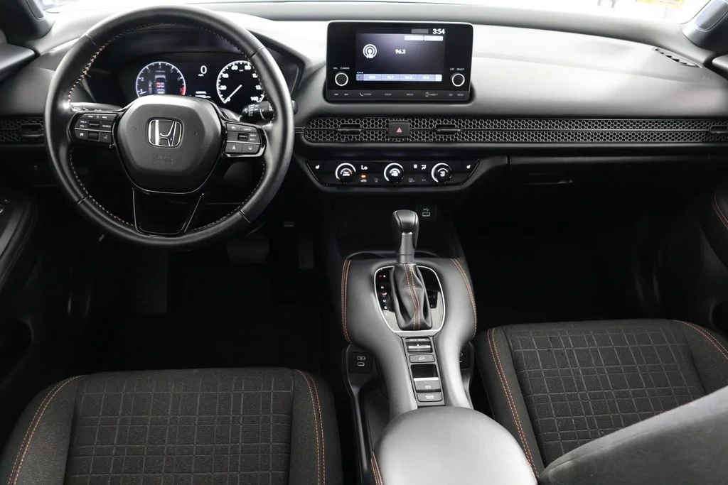 Used 2025 Platinum White Pearl Honda Sport image 2