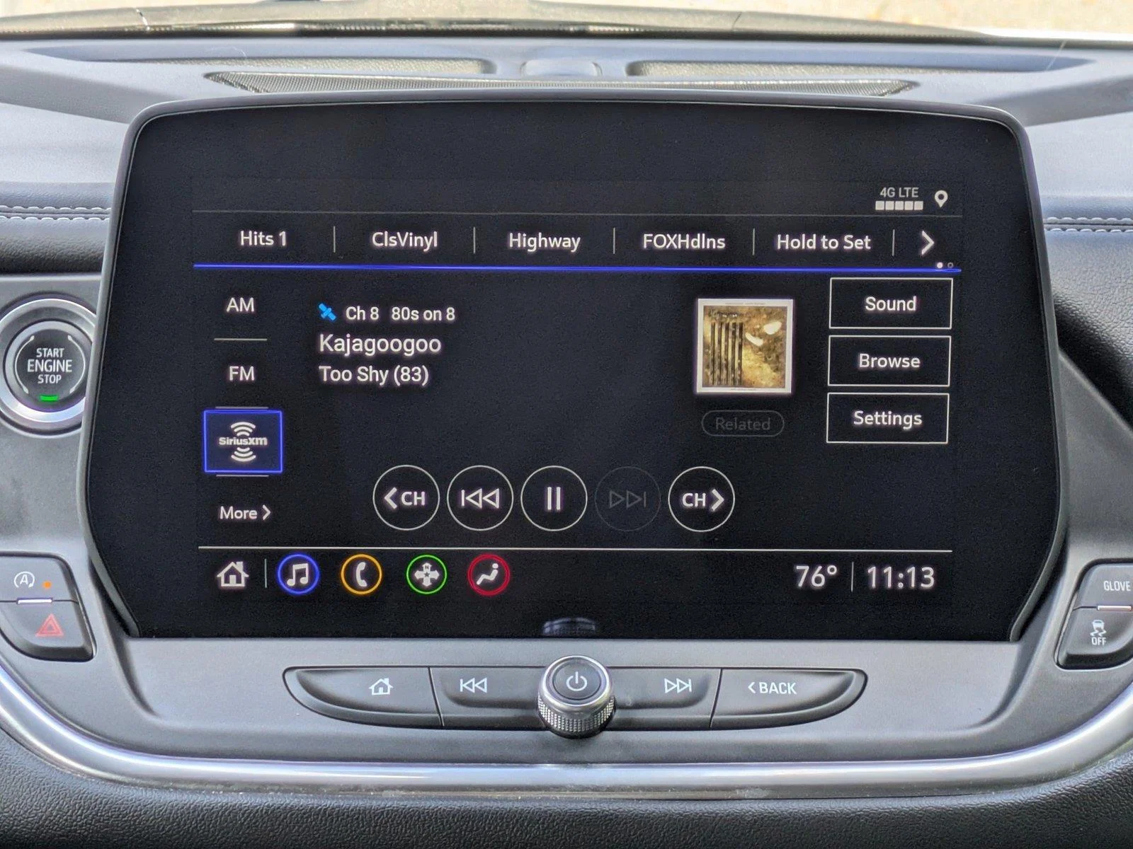 Used 2024 Summit White Chevrolet LT image 18