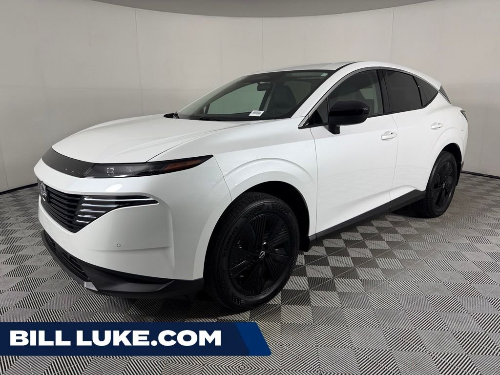 Used 2025 White Nissan SV image 1