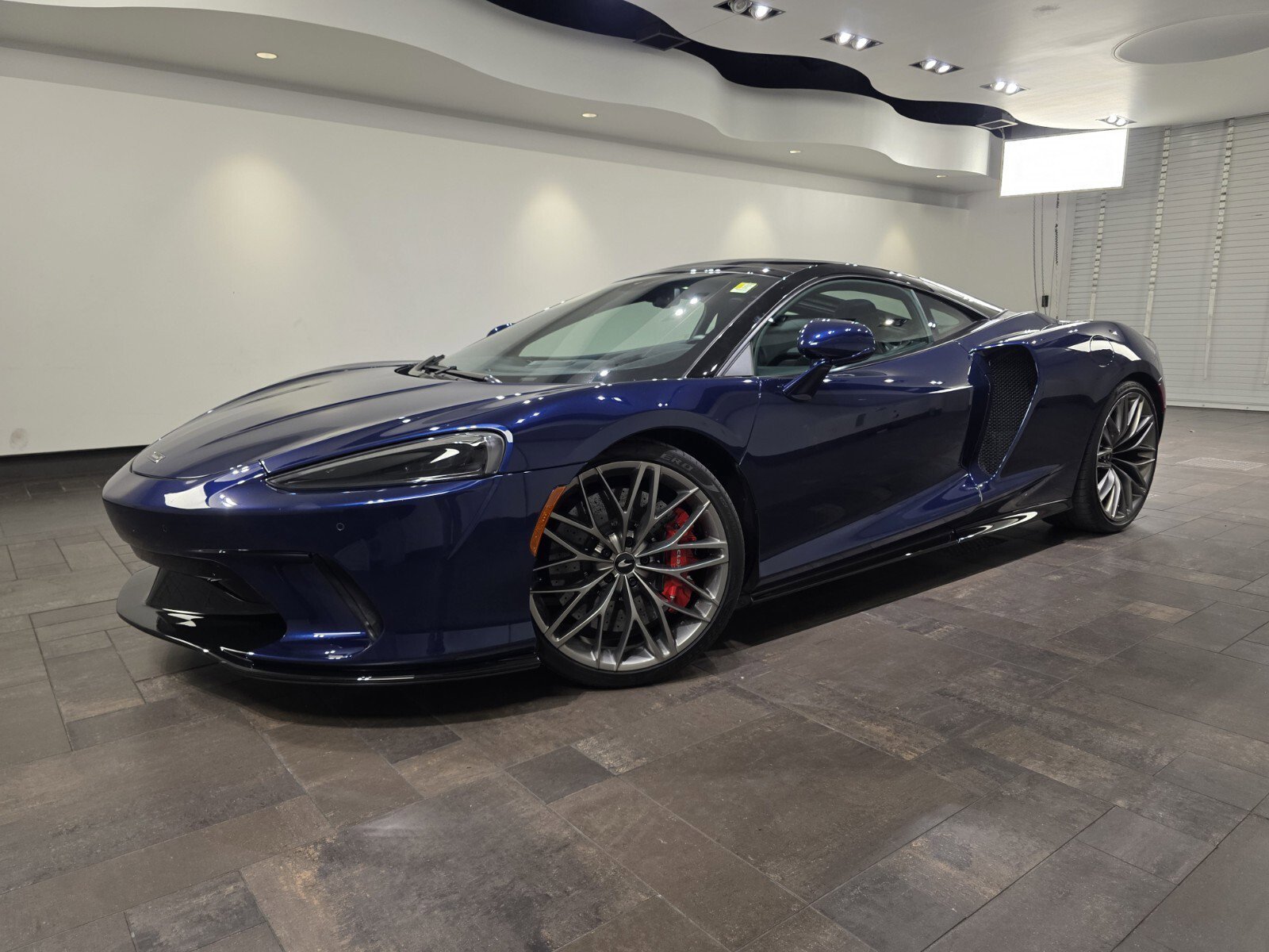 2023 McLaren GT -'s photo