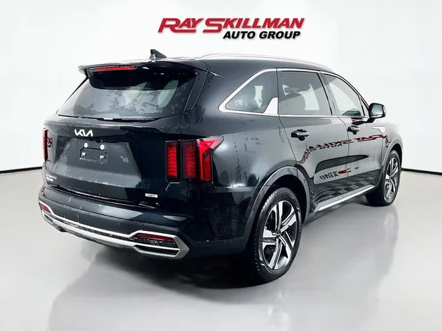 Used 2023 Black Kia EX image 7