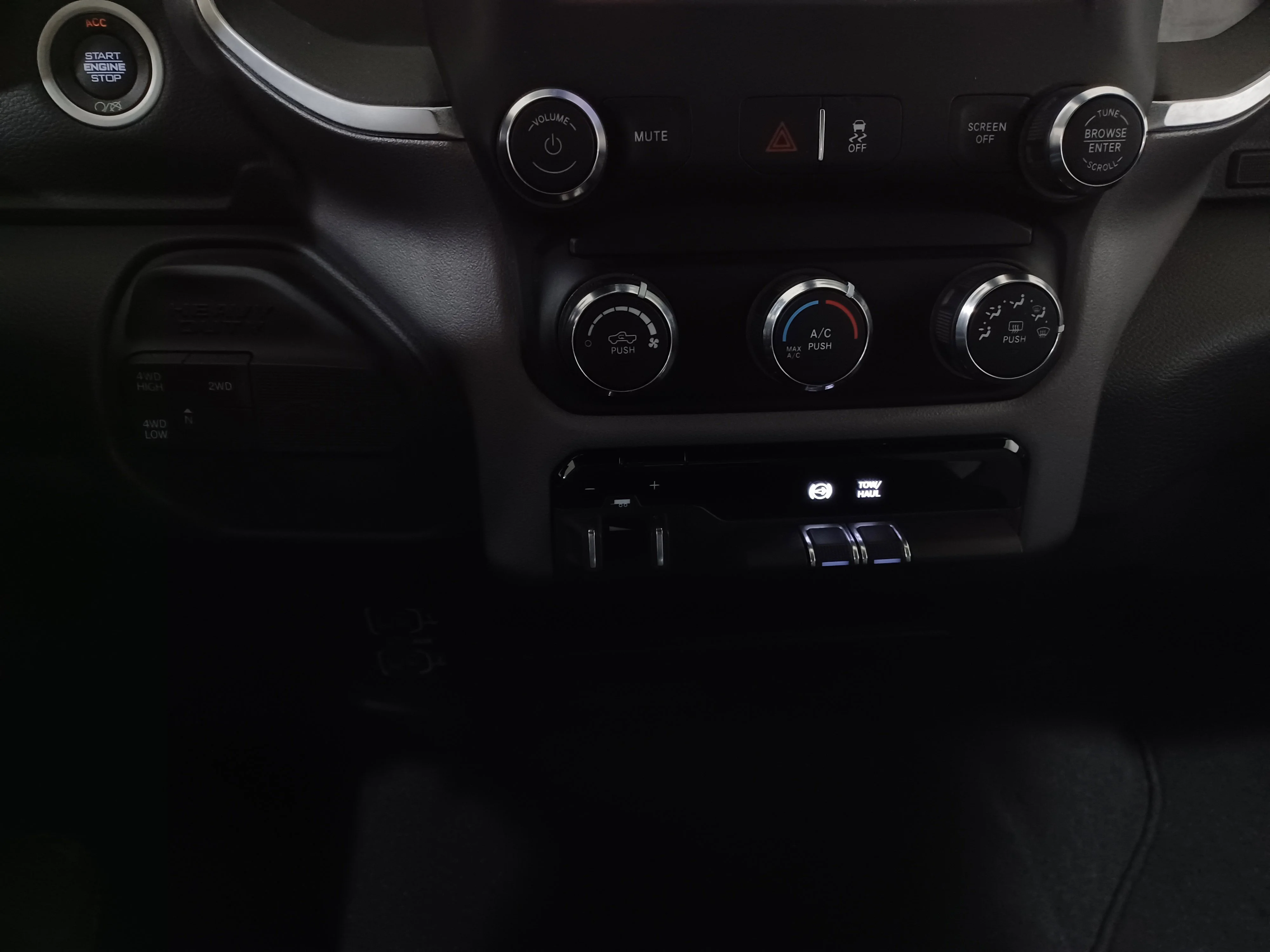 Certified Used 2024 Bright White Ram Bighorn 4x4*6.7L Cummins Diesel | 6 Pass | 6 Foot Box | Htd Power Fold MIrrors | Tow Pkg image 18
