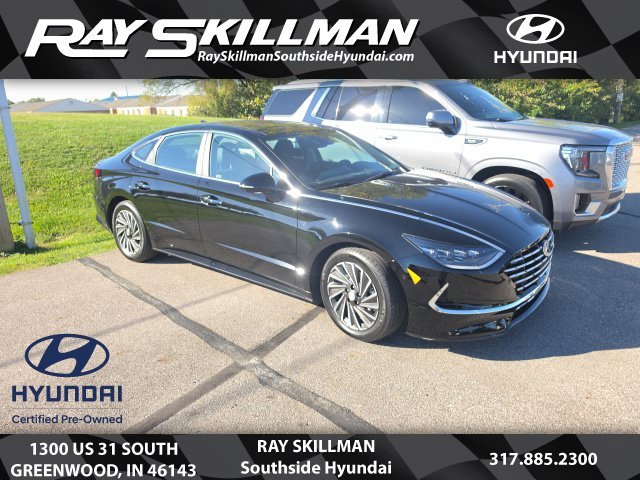 Certified Used 2023 Black Hyundai Limited image 1