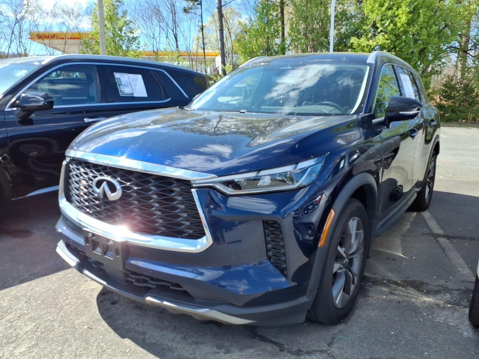 2022 INFINITI QX60 LUXE