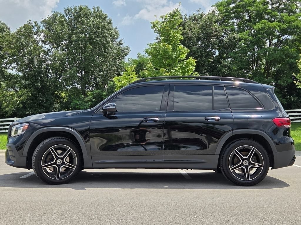 Used 2021 Night Black Mercedes-Benz GLB 250 image 24
