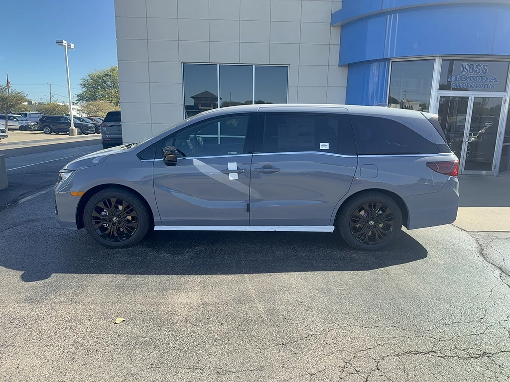 New 2027 Sonic Gray Pearl Honda Sport-L image 8