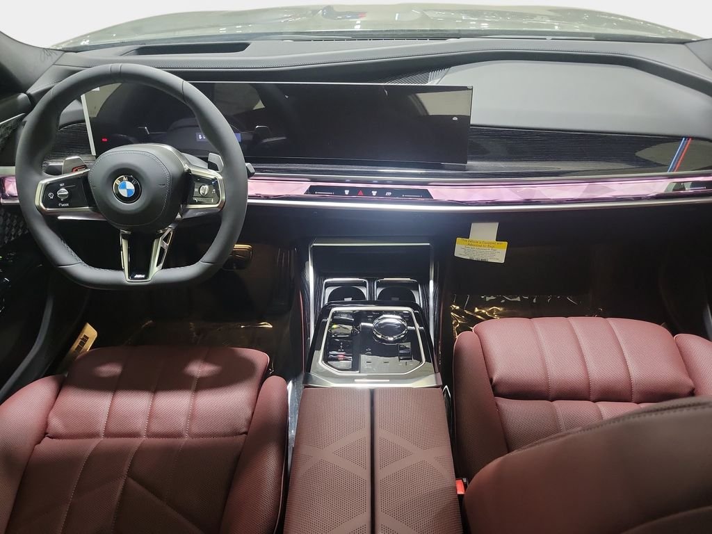 New 2026 Dravit Grey Metallic BMW 740i image 8
