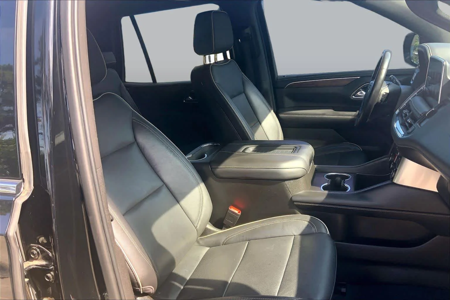 Used 2021 Black Chevrolet Premier image 9