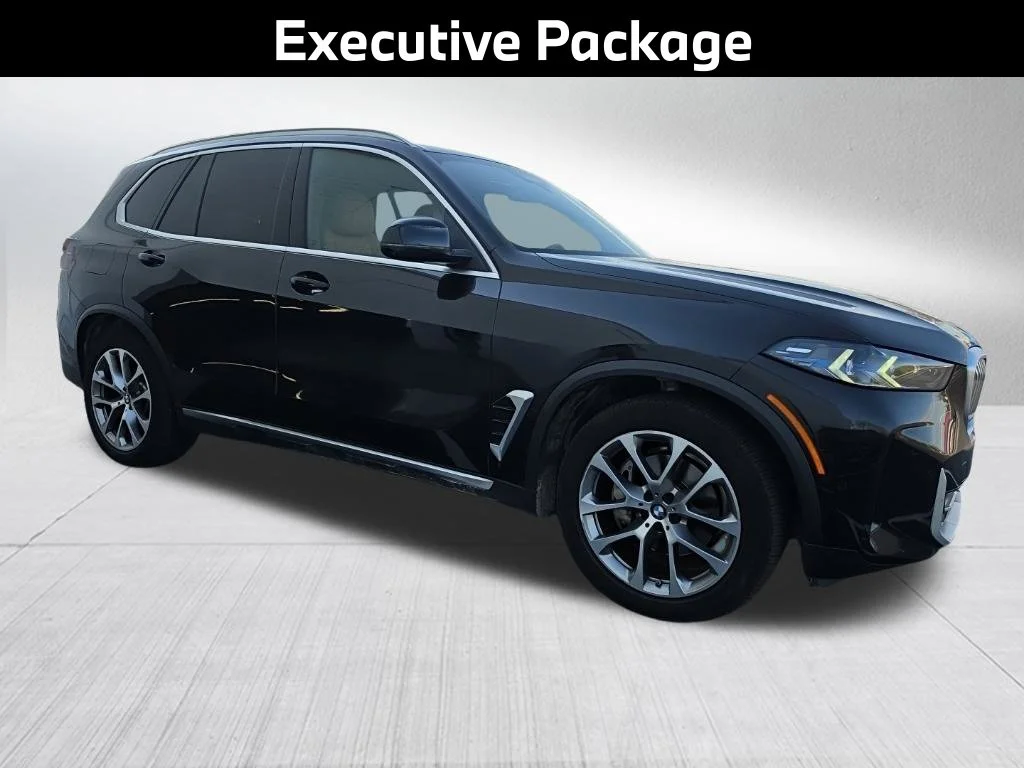 Used 2024 Black Sapphire Metallic BMW xDrive40i image 4