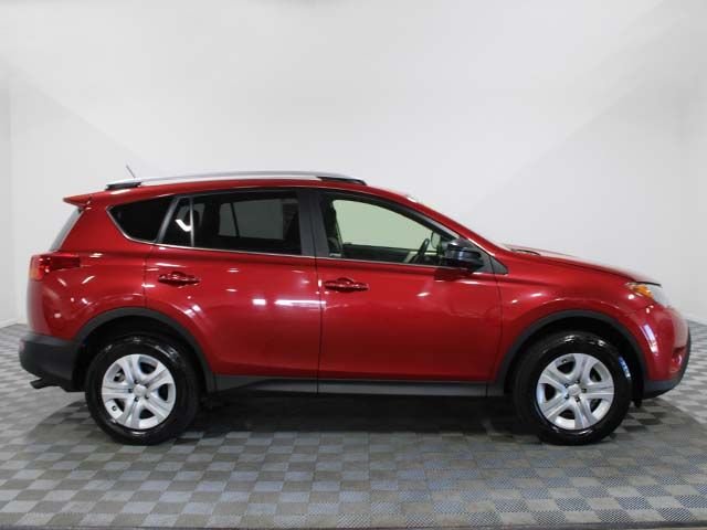 Used 2015 Barcelona Red Metallic Toyota LE image 7