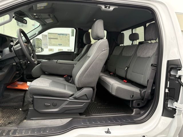 2026 Ford F-350SD — photo 13