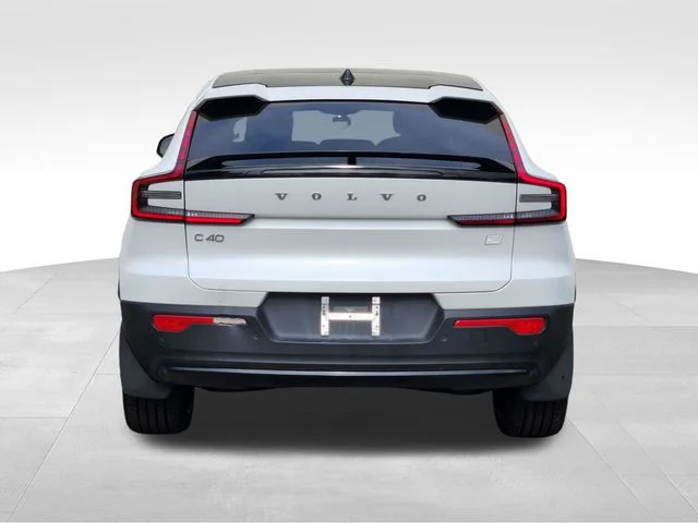Used 2023 White Volvo Twin Plus image 7