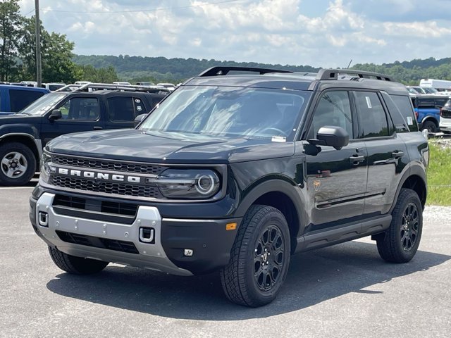 New 2026 Shadow Black Ford Badlands image 27