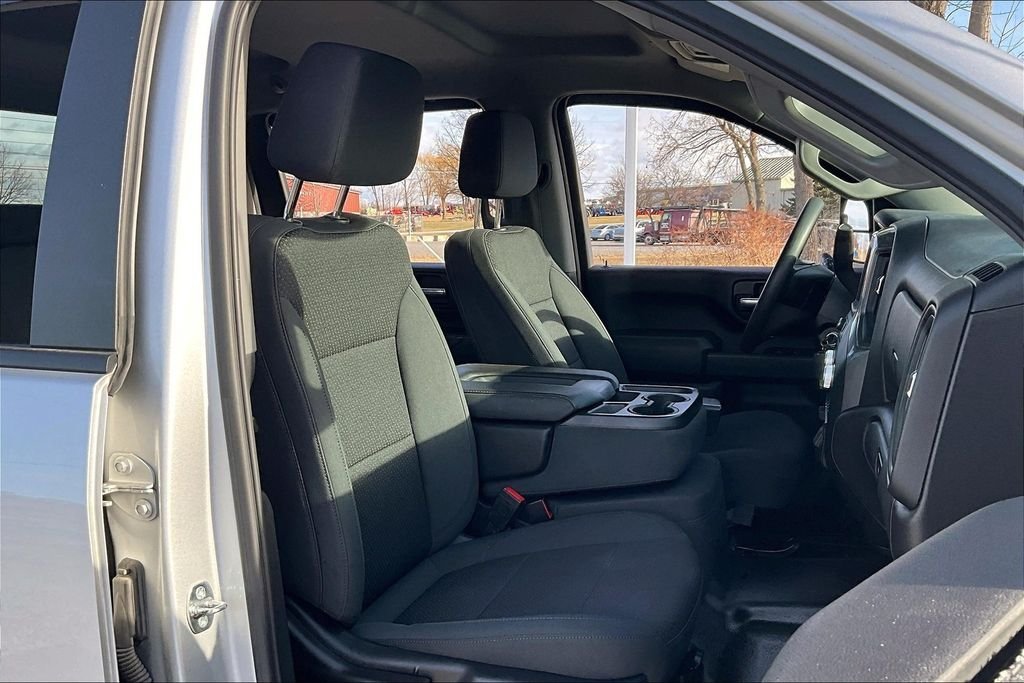 Used 2022 Silver GMC Pro image 11