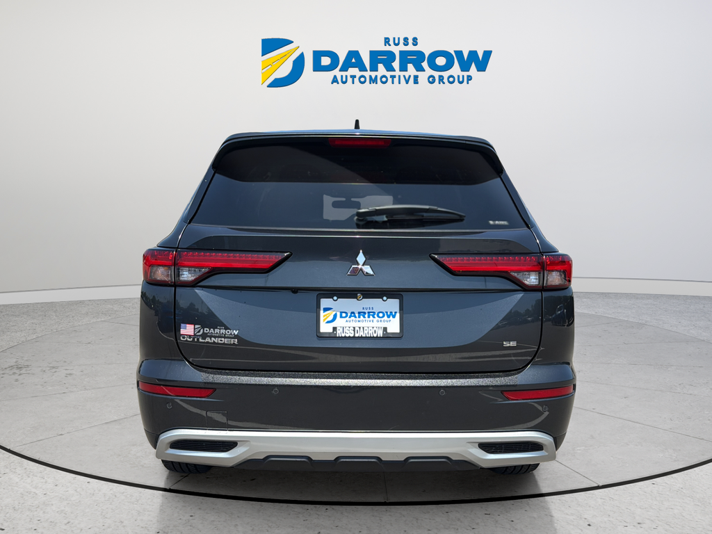 Used 2024 Gray Mitsubishi SE image 4