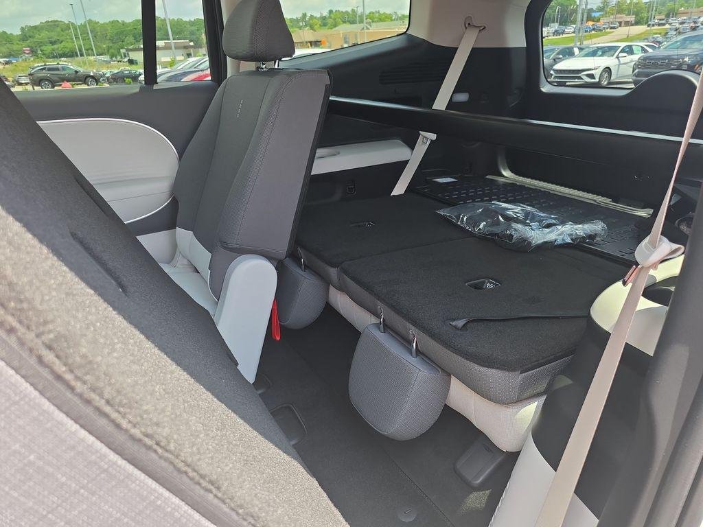 2026 Hyundai IONIQ 9 SE - Photo 21