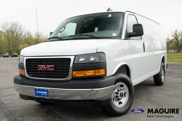 2024 GMC Savana 2500's photo