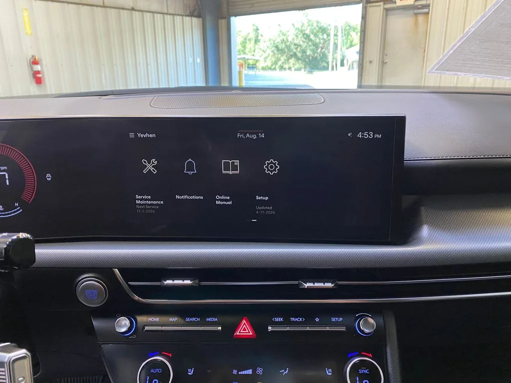 Used 2026 White Hyundai SEL Sport image 36