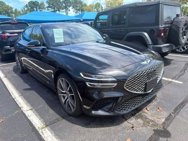 Used 2022 Black Genesis 2.0T image 10