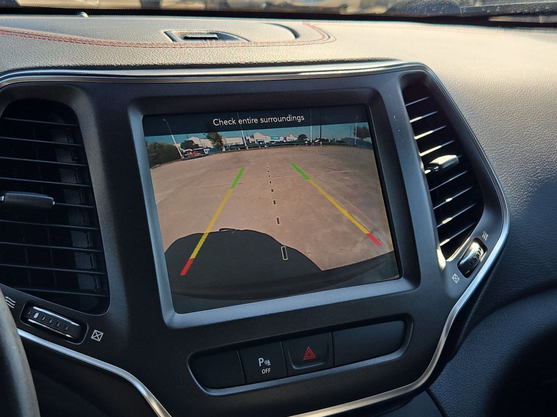 2019 Jeep Cherokee Trailhawk - Photo 23