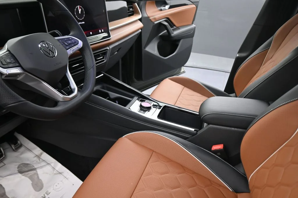 New 2026 Green Volkswagen 2.0T SEL R-Line image 39