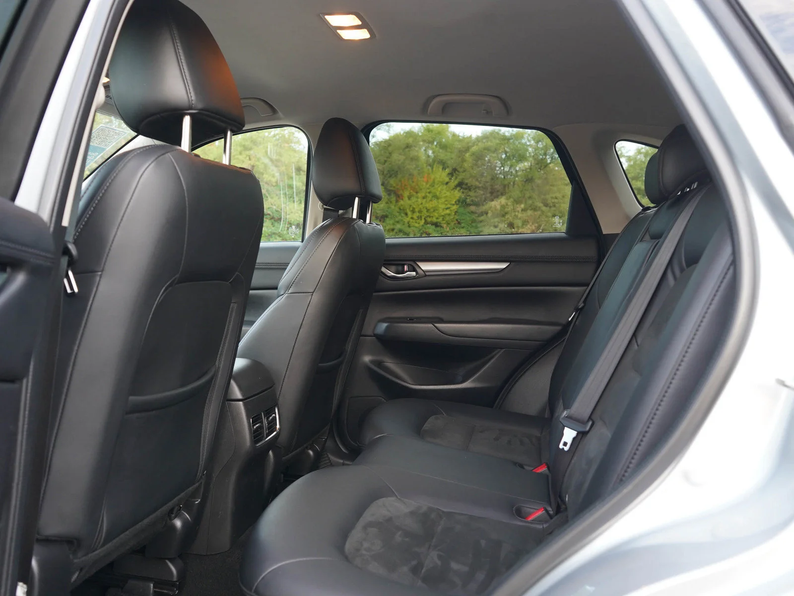 Used 2021 Sonic Silver Metallic Mazda Touring image 14